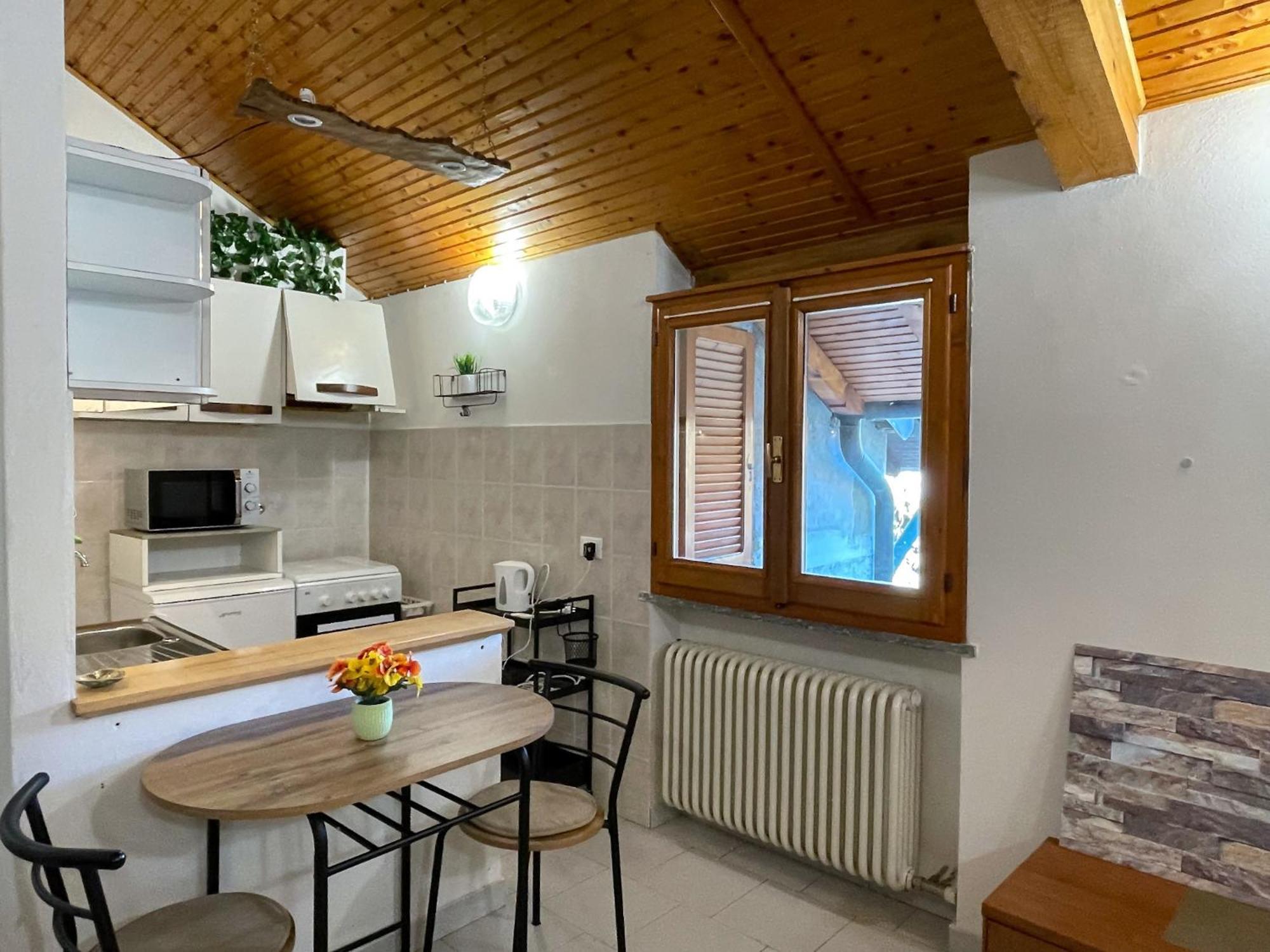 La Corte Dei Torri Loft On The Lake Oliveto Lario ภายนอก รูปภาพ