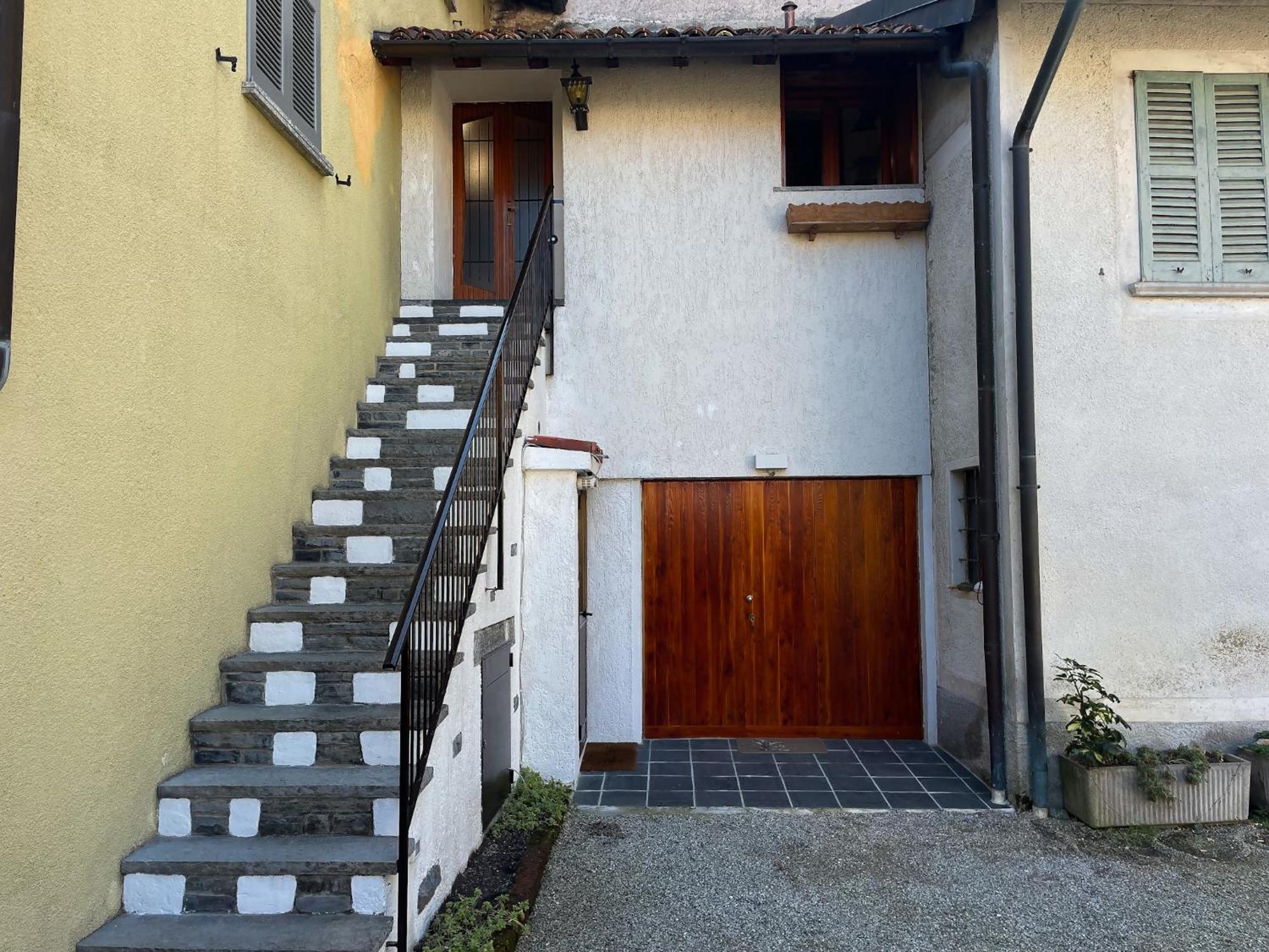 La Corte Dei Torri Loft On The Lake Oliveto Lario ภายนอก รูปภาพ
