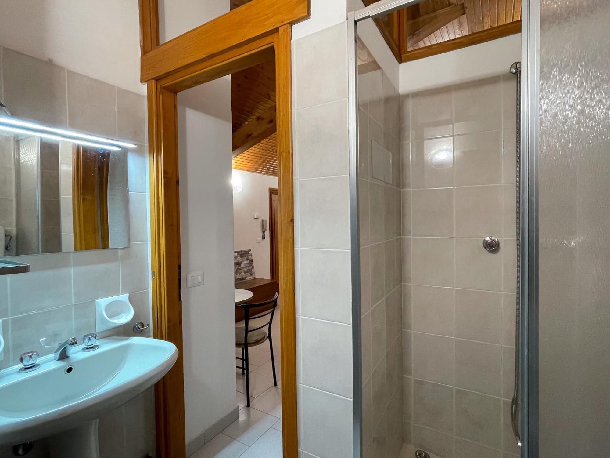 La Corte Dei Torri Loft On The Lake Oliveto Lario ภายนอก รูปภาพ