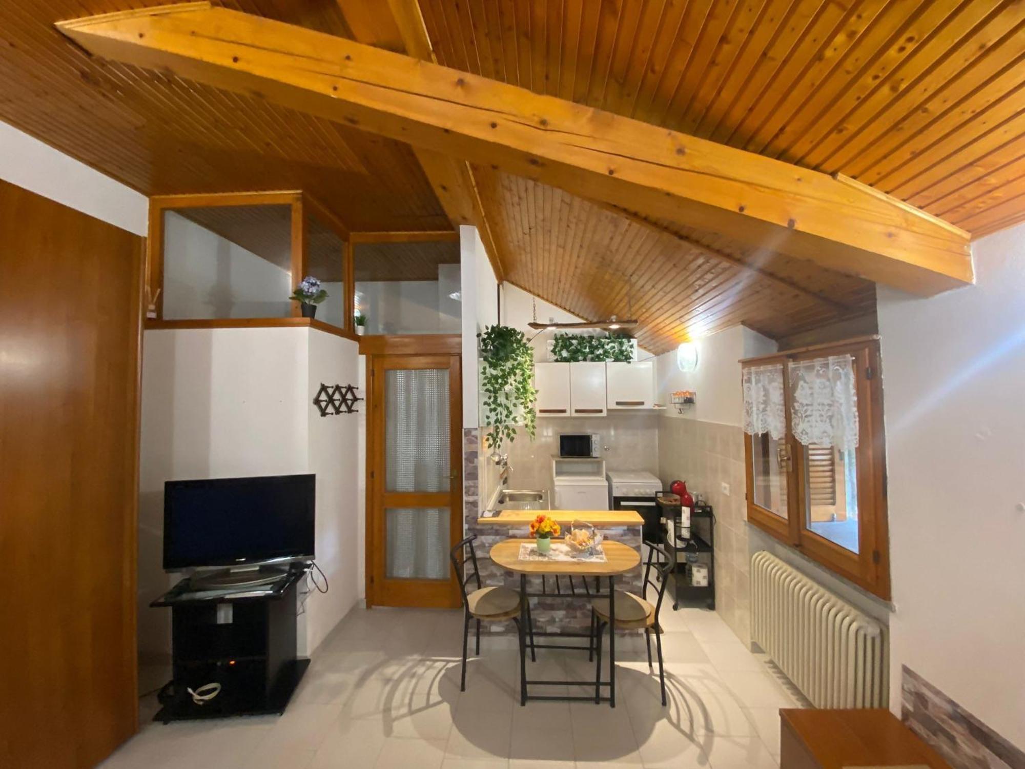 La Corte Dei Torri Loft On The Lake Oliveto Lario ภายนอก รูปภาพ